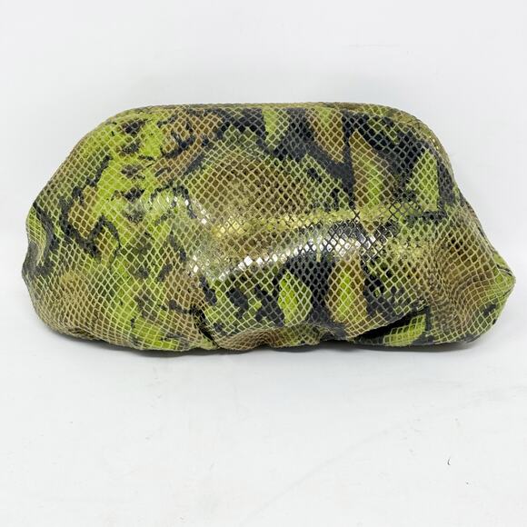 Vintage Faux Python Print Leather Puff Clutch J. Tiras Vintage Classic Timeless - Picture 14 of 14